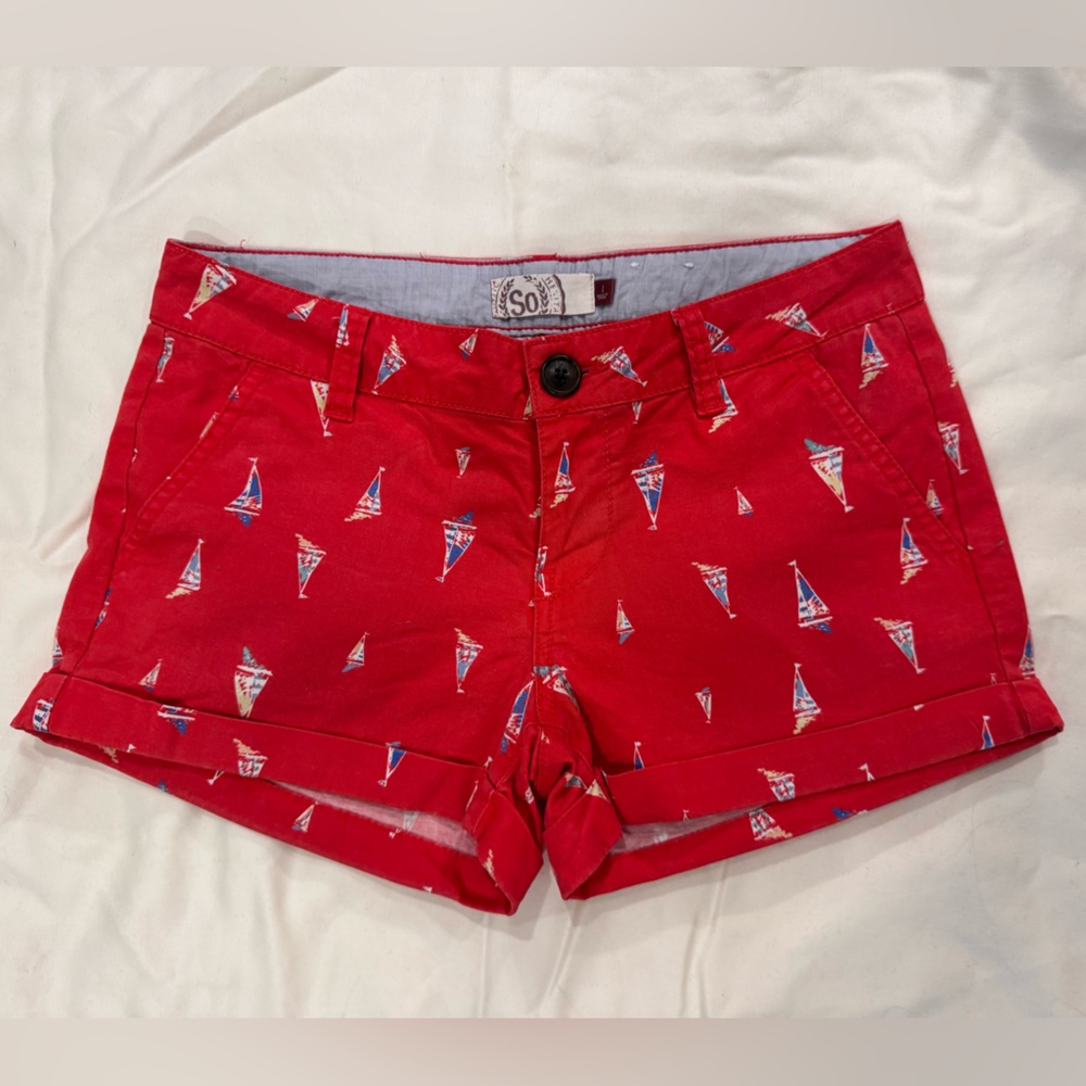 SO Red Sailboat Print Shorts Women’s Size 1 | Nautical Summer Casual Shorts